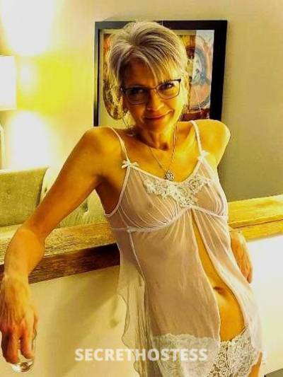 60 year old escort Jessbess onlyfans porn