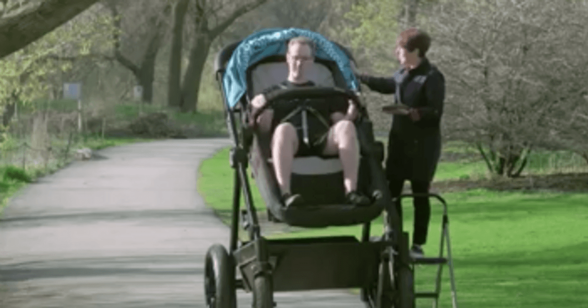 Adult sized stroller Airika fucked
