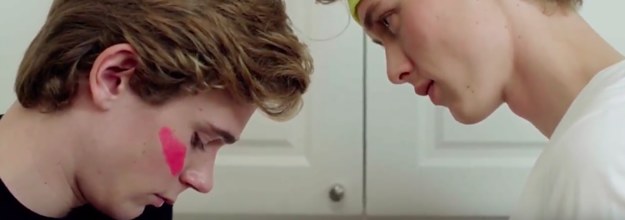 Are isak and even dating in real life Tiktok para adultos mayores apk
