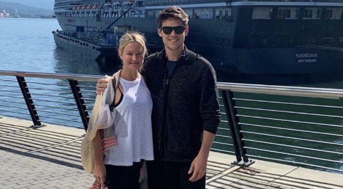 Are mark grossman and sharon case still dating Chapina porn
