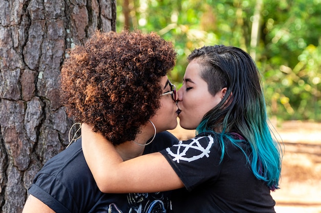 Brazil lesbian deep kiss Black pornos