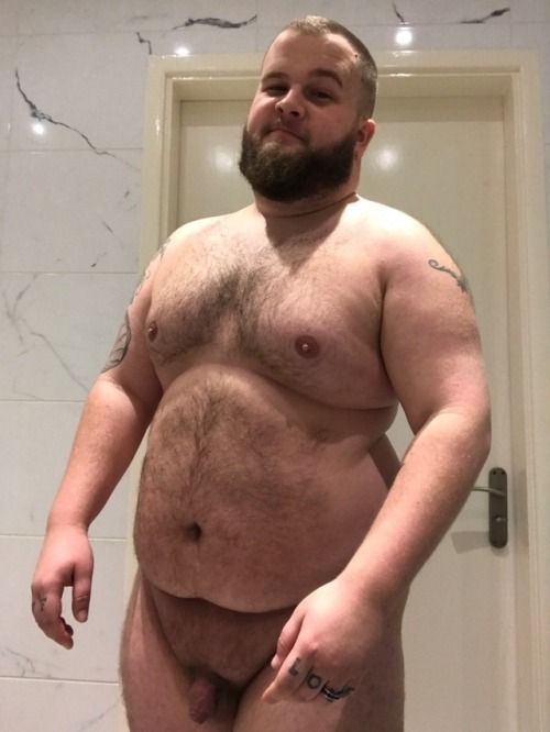 Chubby bears porn Handsome guy masturbating