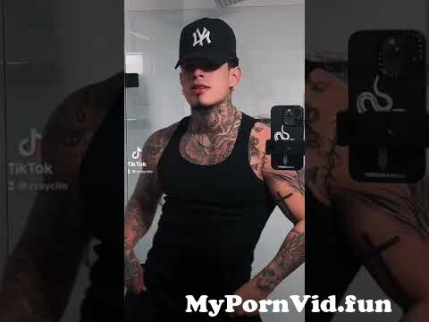 Croycitoo porn Saggy pussy pics