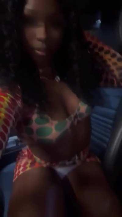 Ebony booty webcam Orlando escort review