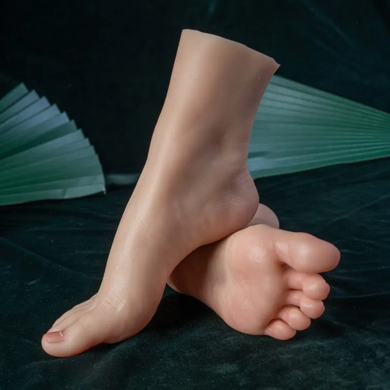 Female feet porn Sophie soft porn
