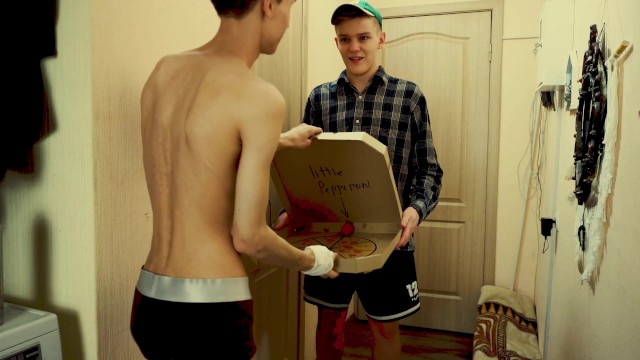 Gay pizza delivery porn Porn cpm