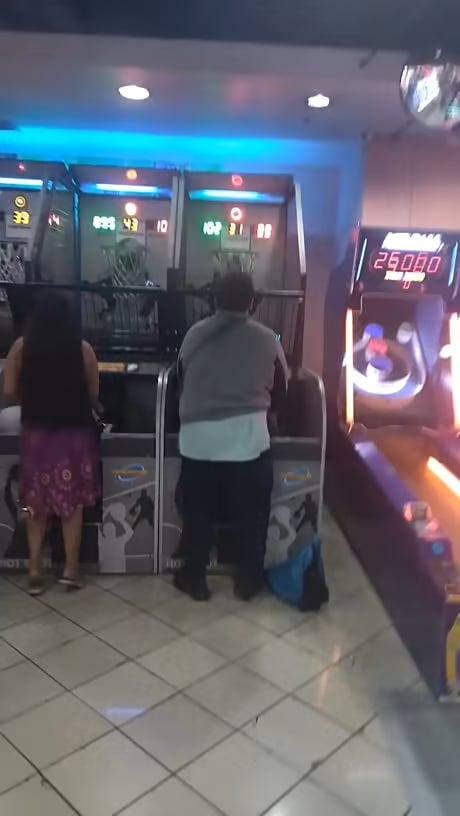 Girl gets fucked at arcade The best booty in porn