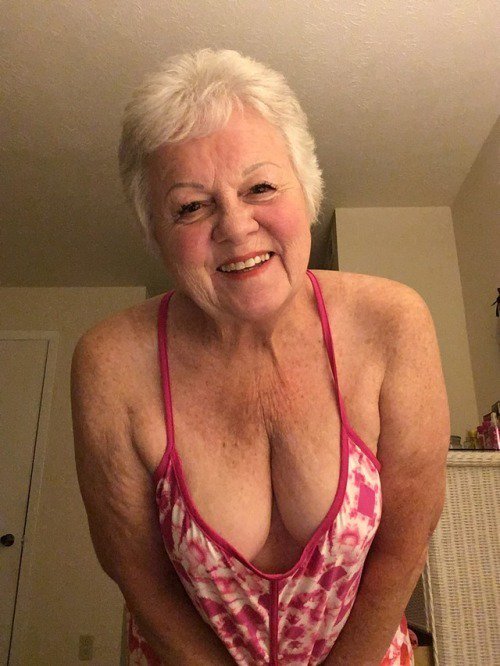 Granny nude webcam Submissive anal milf
