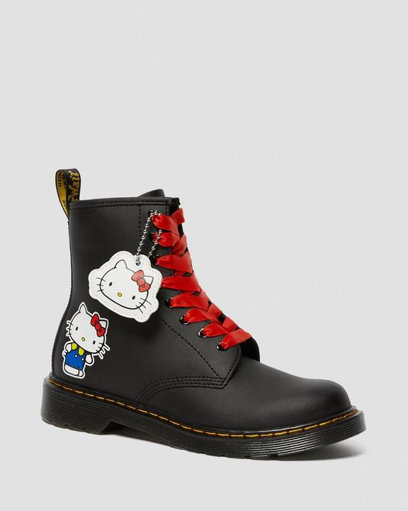 Hello kitty boots for adults Gay porn hamster