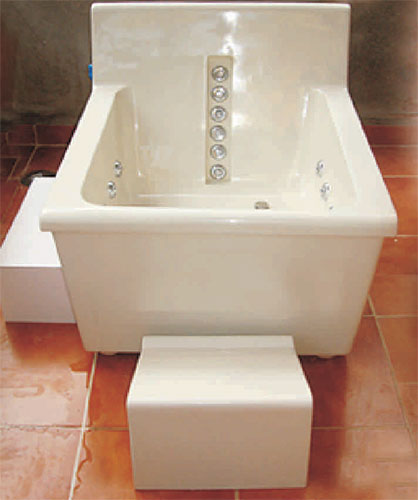 Hip bath tub for naturopathy for adults Busty webcam models