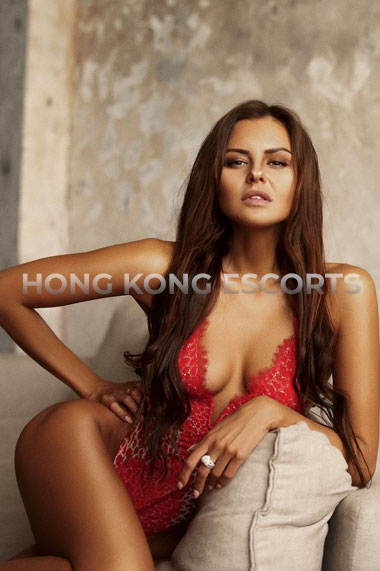 Hongkong escorts Creampie makes her orgasm