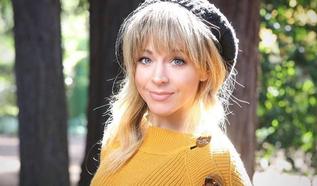 Is lindsey stirling a lesbian The lone ranger and tonto fist fight in heaven summary