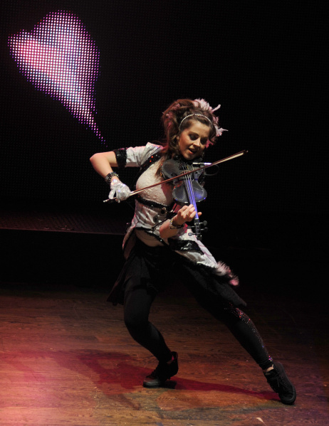 Is lindsey stirling a lesbian Gay anal memes
