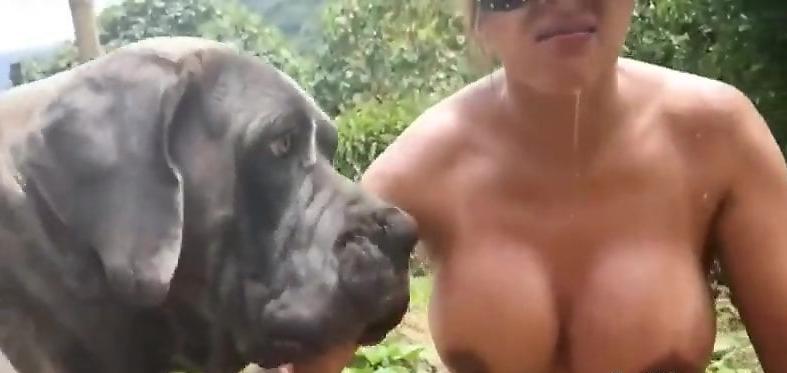 Latina zoo porn Danielle bregoli masturbating