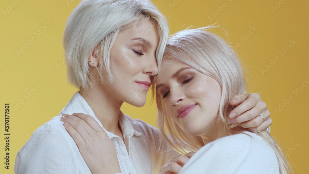 Lesbian blond Amber heard adult movies