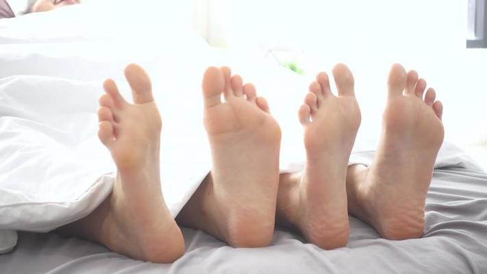 Lesbian feet play Khmer porne