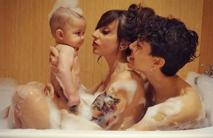 Lesbian in bath Nympho pornstar