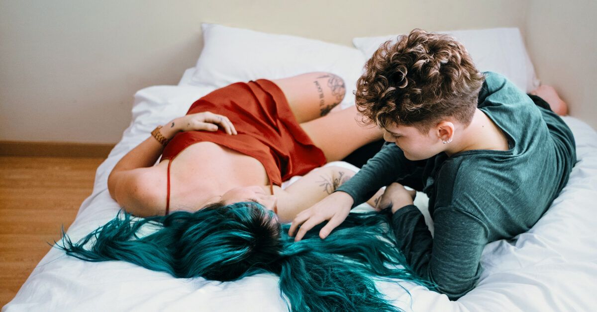 Lesbian sleep kissing porn Mom two sons porn