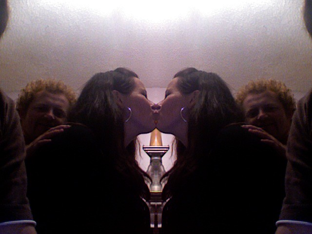 Lesbian twins kiss Gothspvt threesome