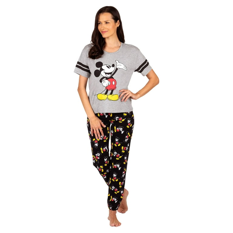 Mickey mouse nightgown for adults Halkalı escort