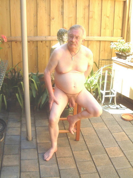 Nude old men porn Kyngyosh porn