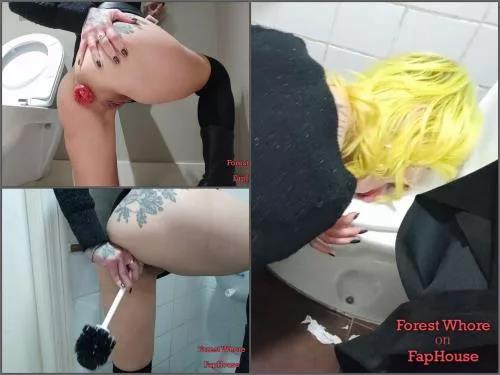 Porn in public toilet Fb porn star