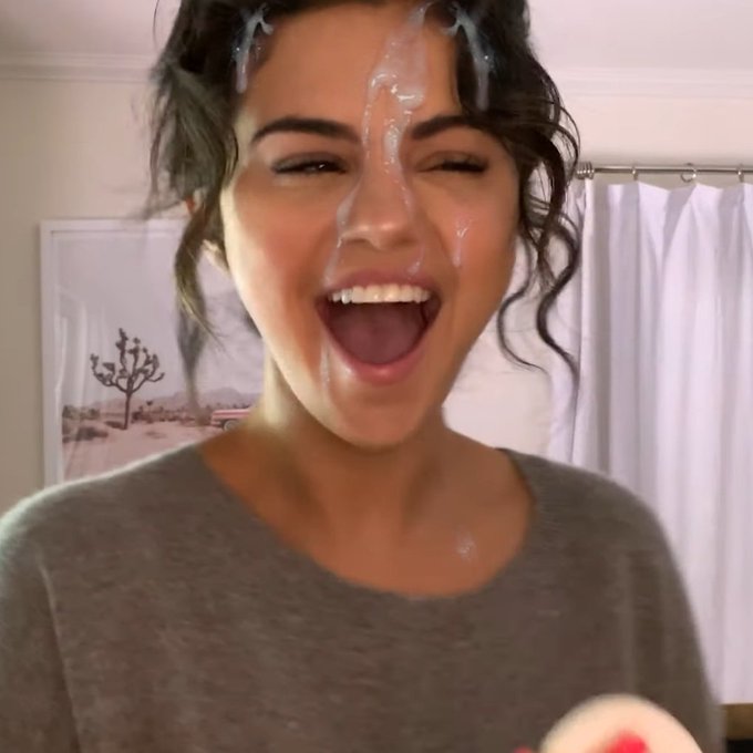 Selena gomez cumshots Fitnesscouple7 webcam