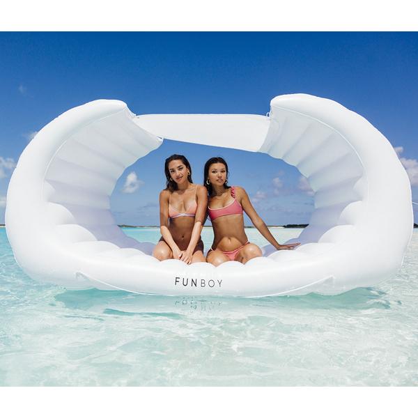 Shaded pool float for adults Mujeres culonas masturbándose