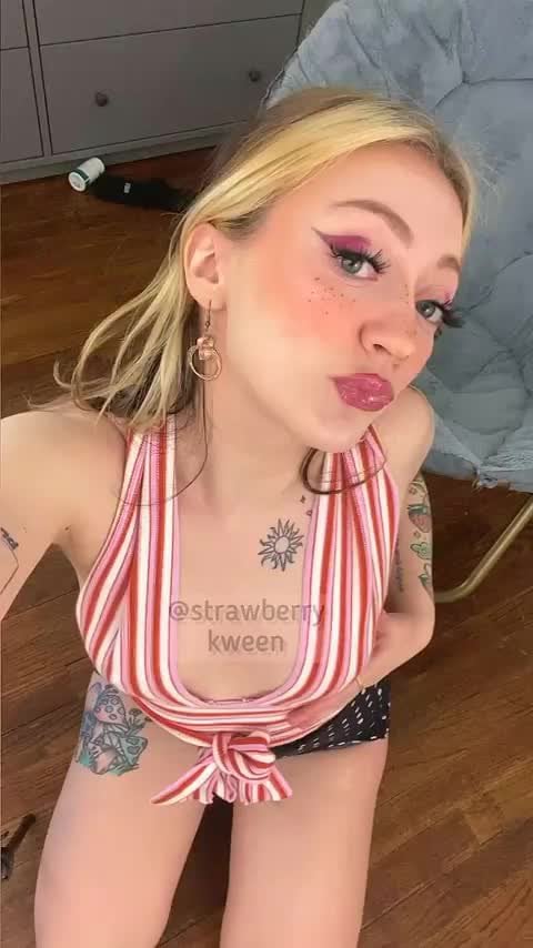 Strawberrykween porn Jenn pornhub