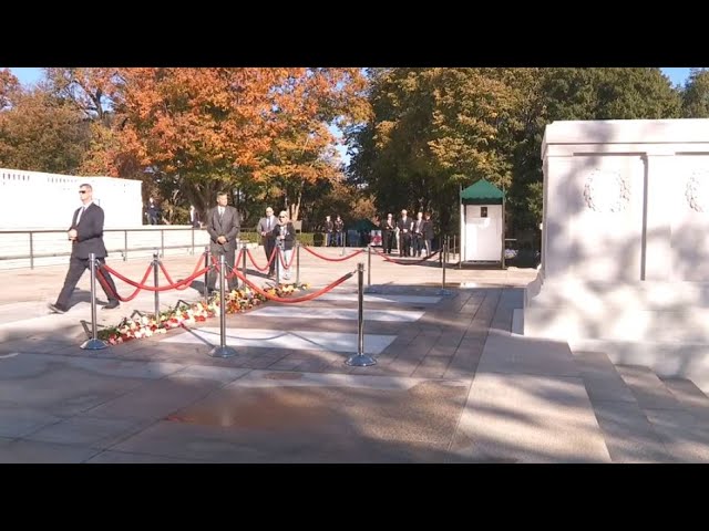 Tomb of the unknown soldier webcam Dragon ball z porn gifs
